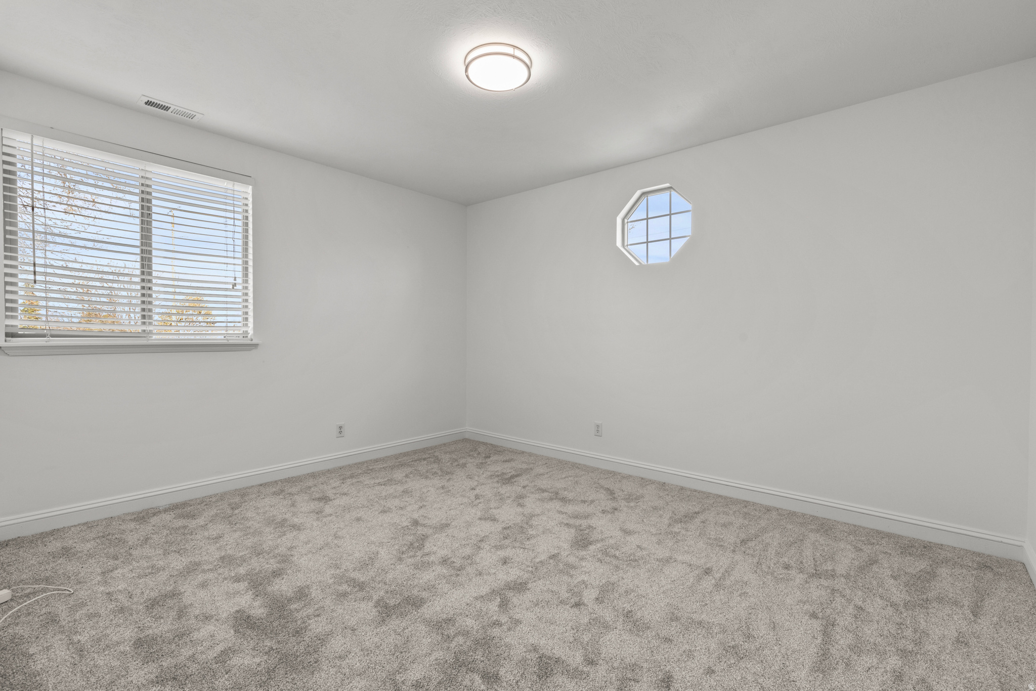 KACEY LYNN - Residential