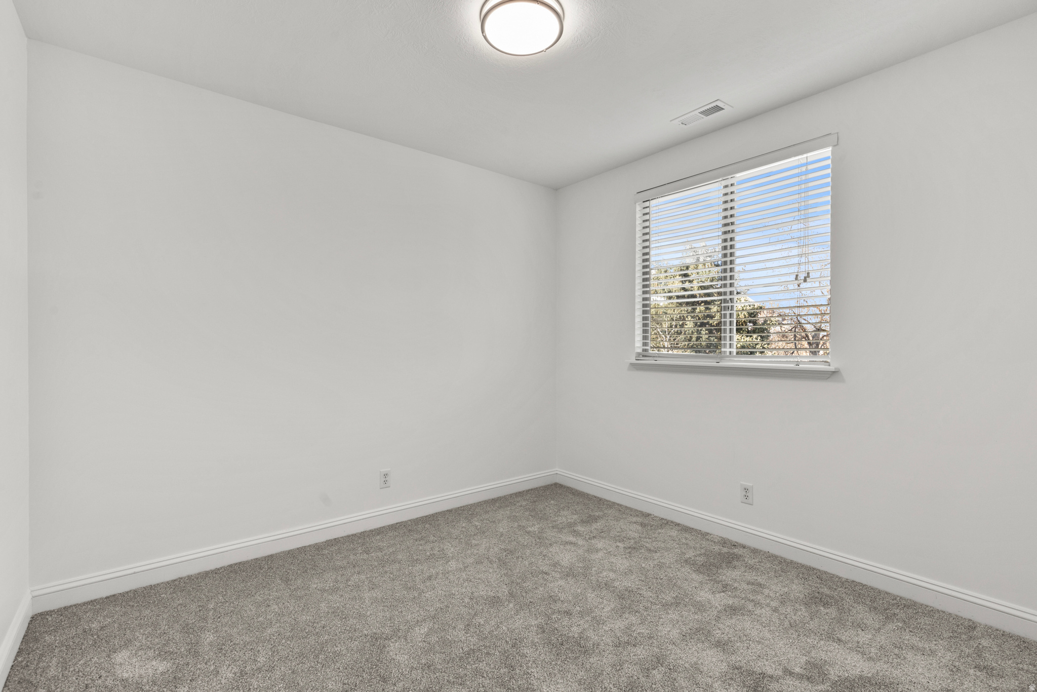 KACEY LYNN - Residential