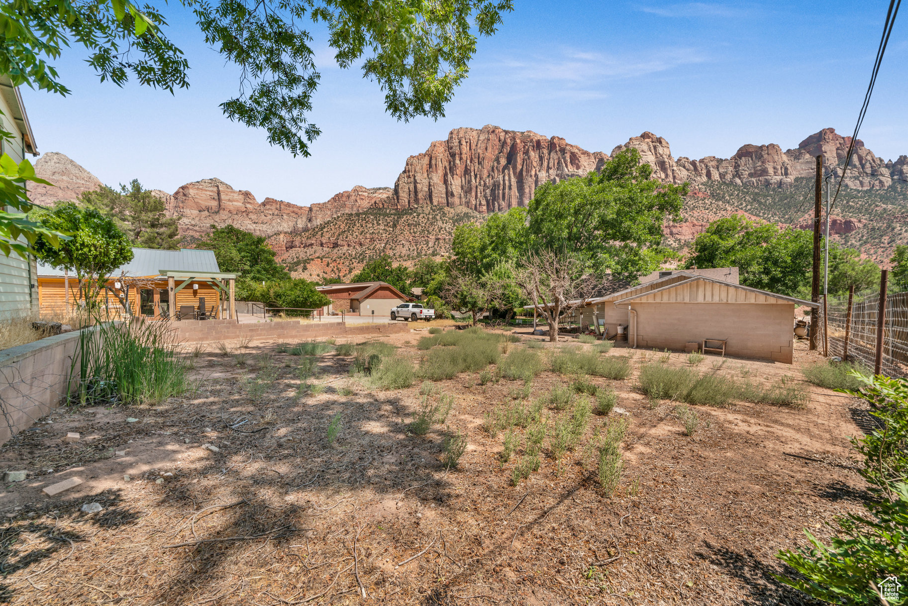 724 Zion Park Blvd, Springdale, Utah image 12