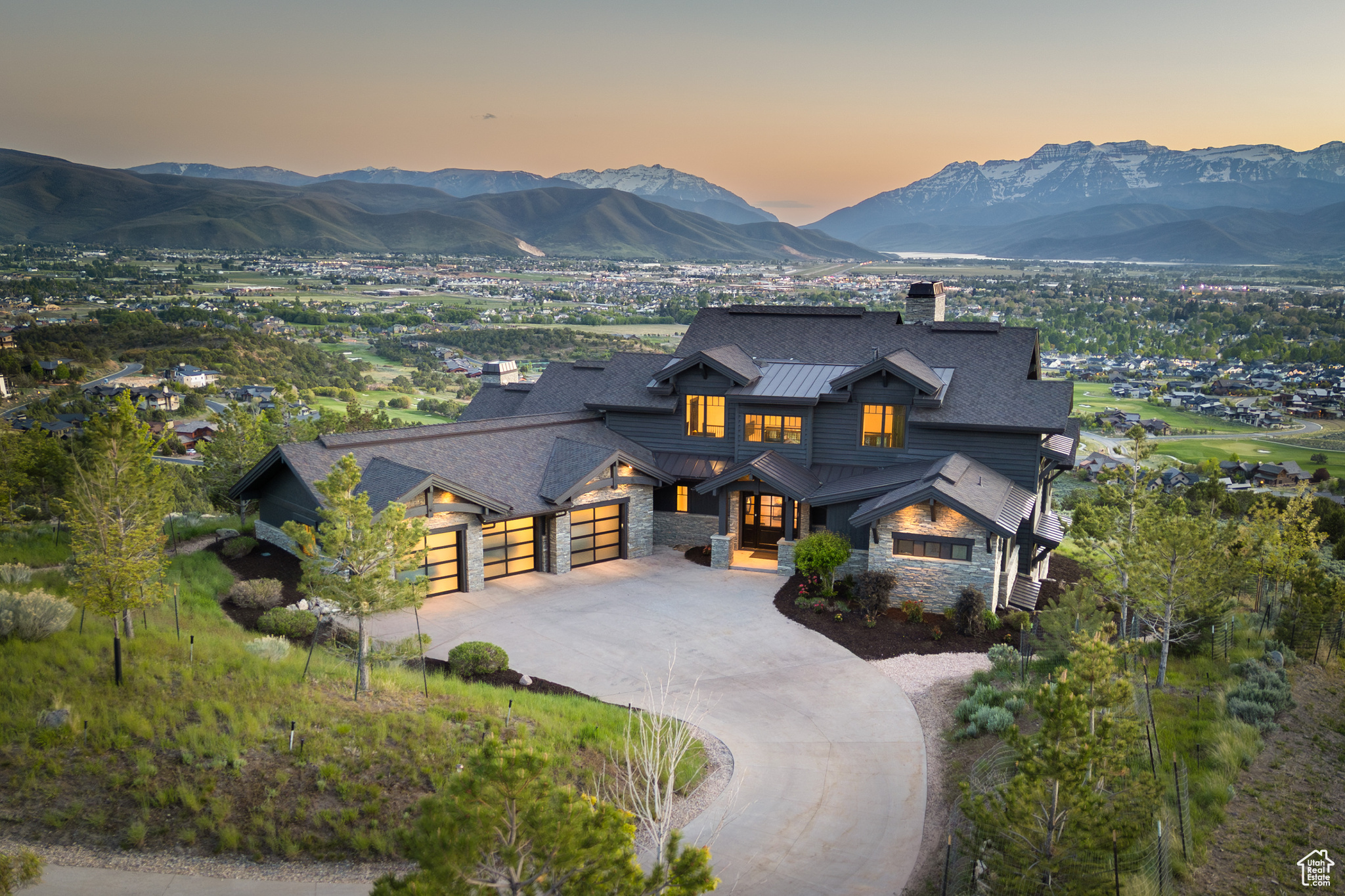 RED LEDGES - Residential