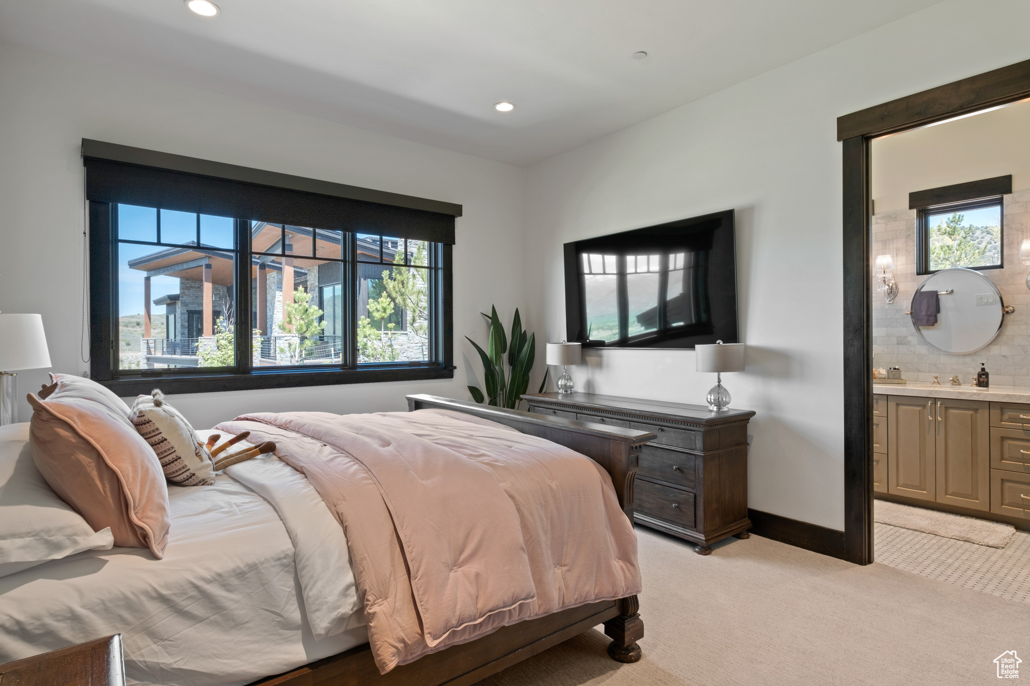 RED LEDGES - Residential