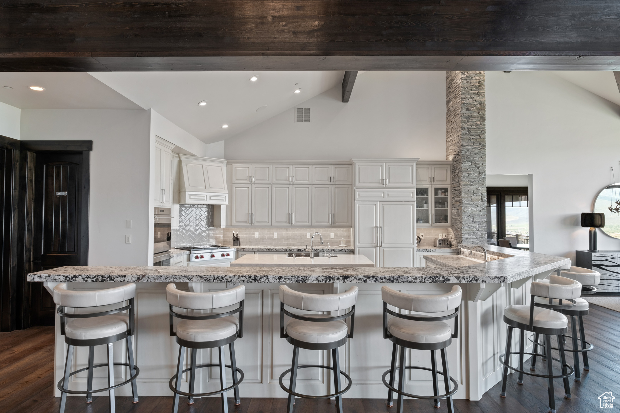 RED LEDGES - Residential