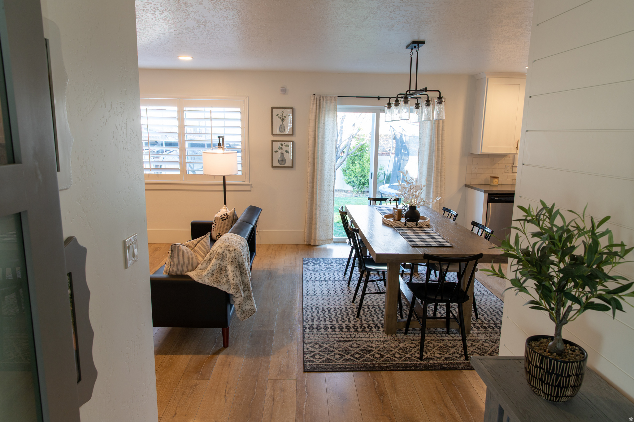 EAST MEADOWS ESTATES - Residential