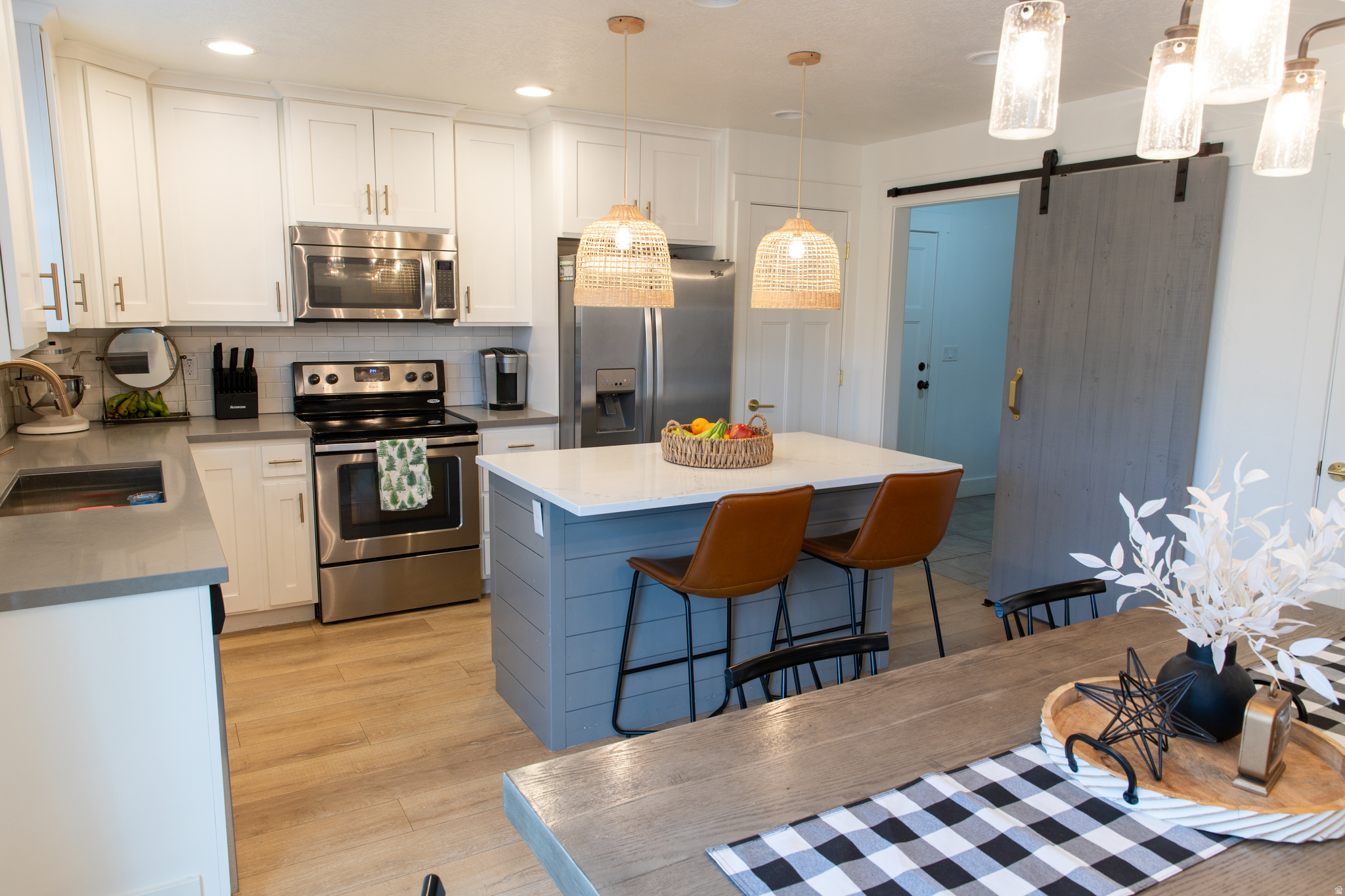 EAST MEADOWS ESTATES - Residential