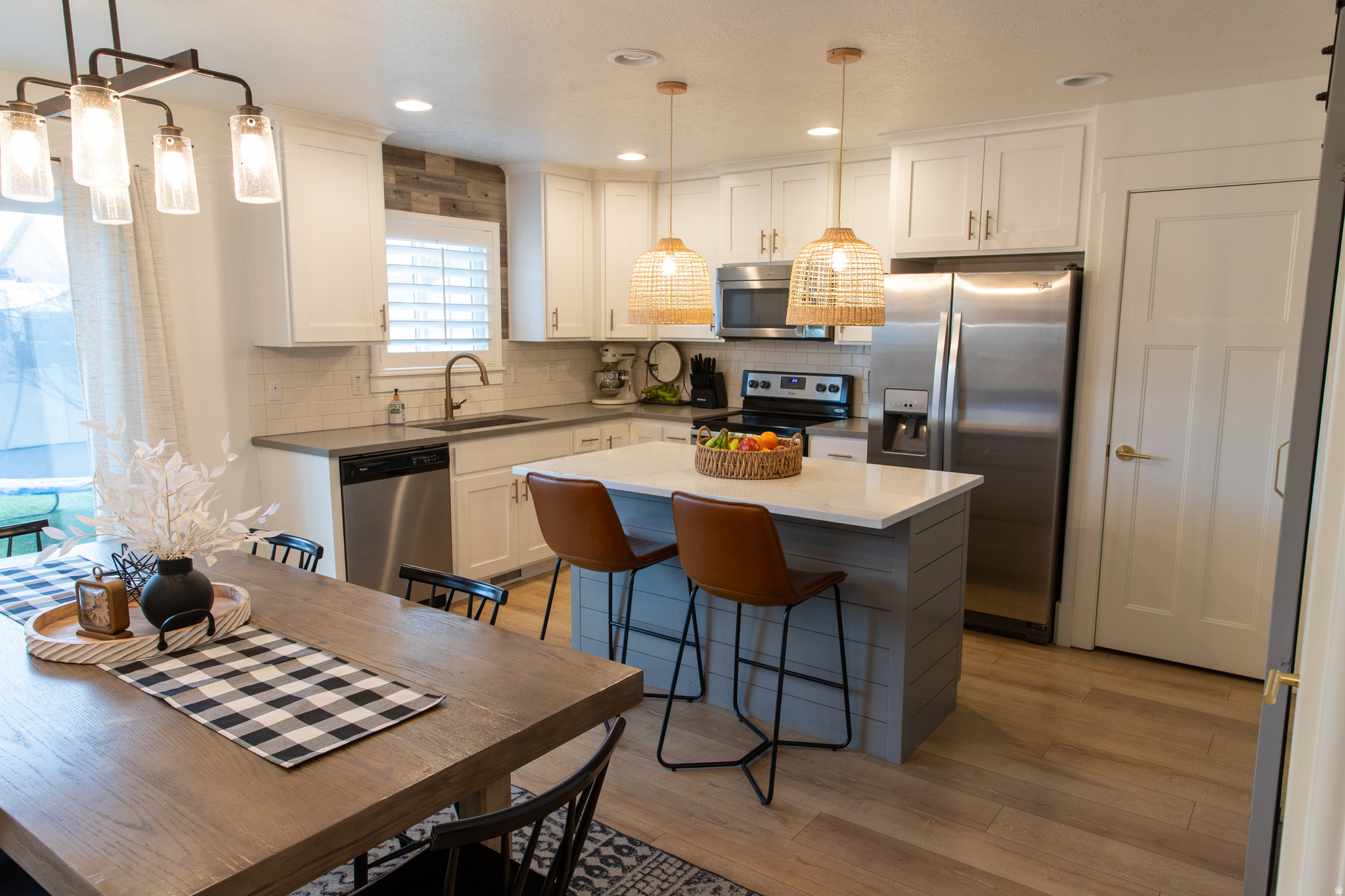 EAST MEADOWS ESTATES - Residential