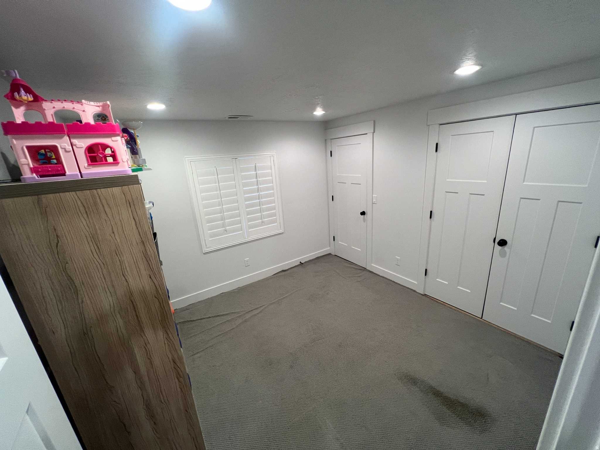 EAST MEADOWS ESTATES - Residential