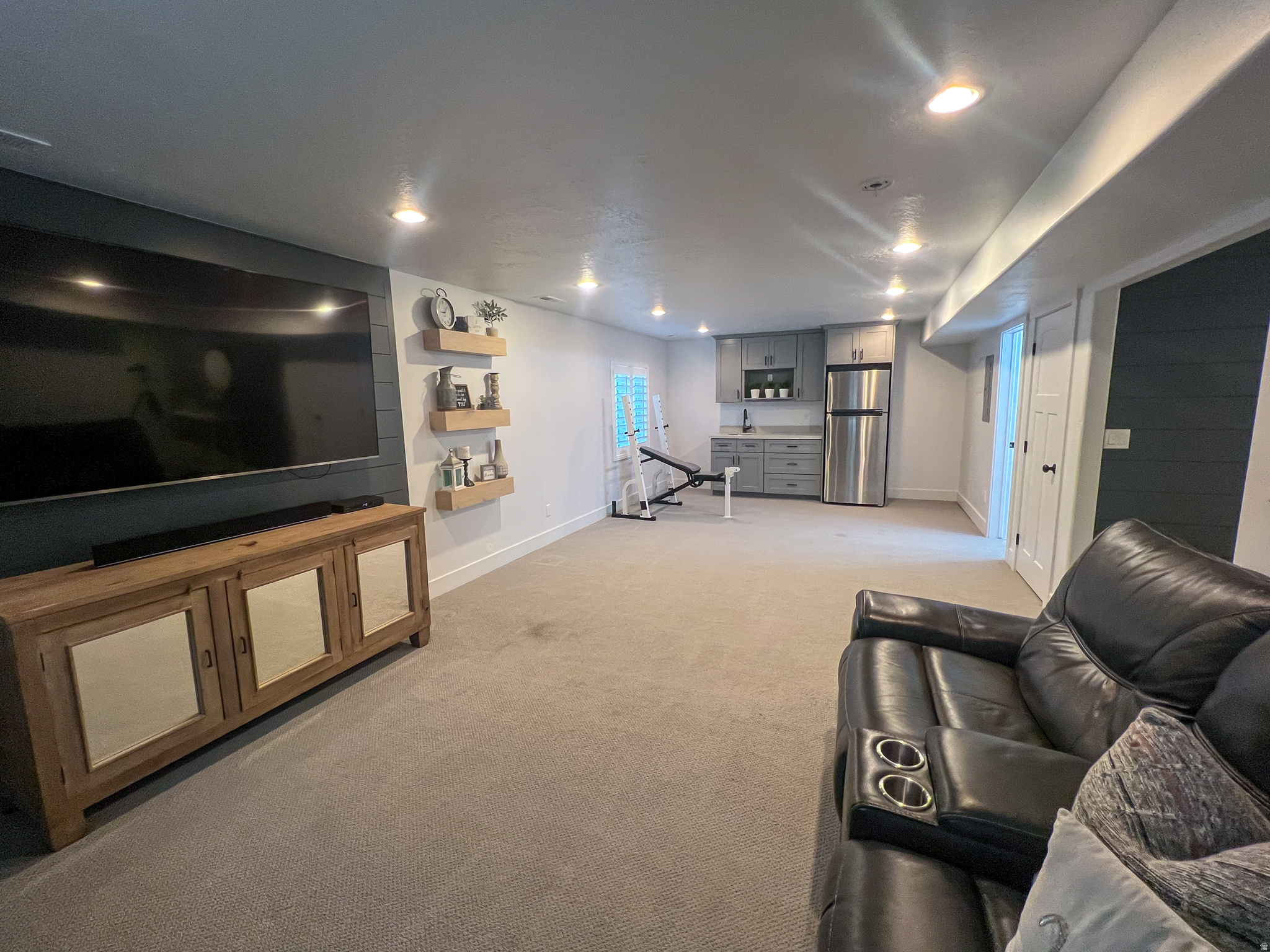 EAST MEADOWS ESTATES - Residential