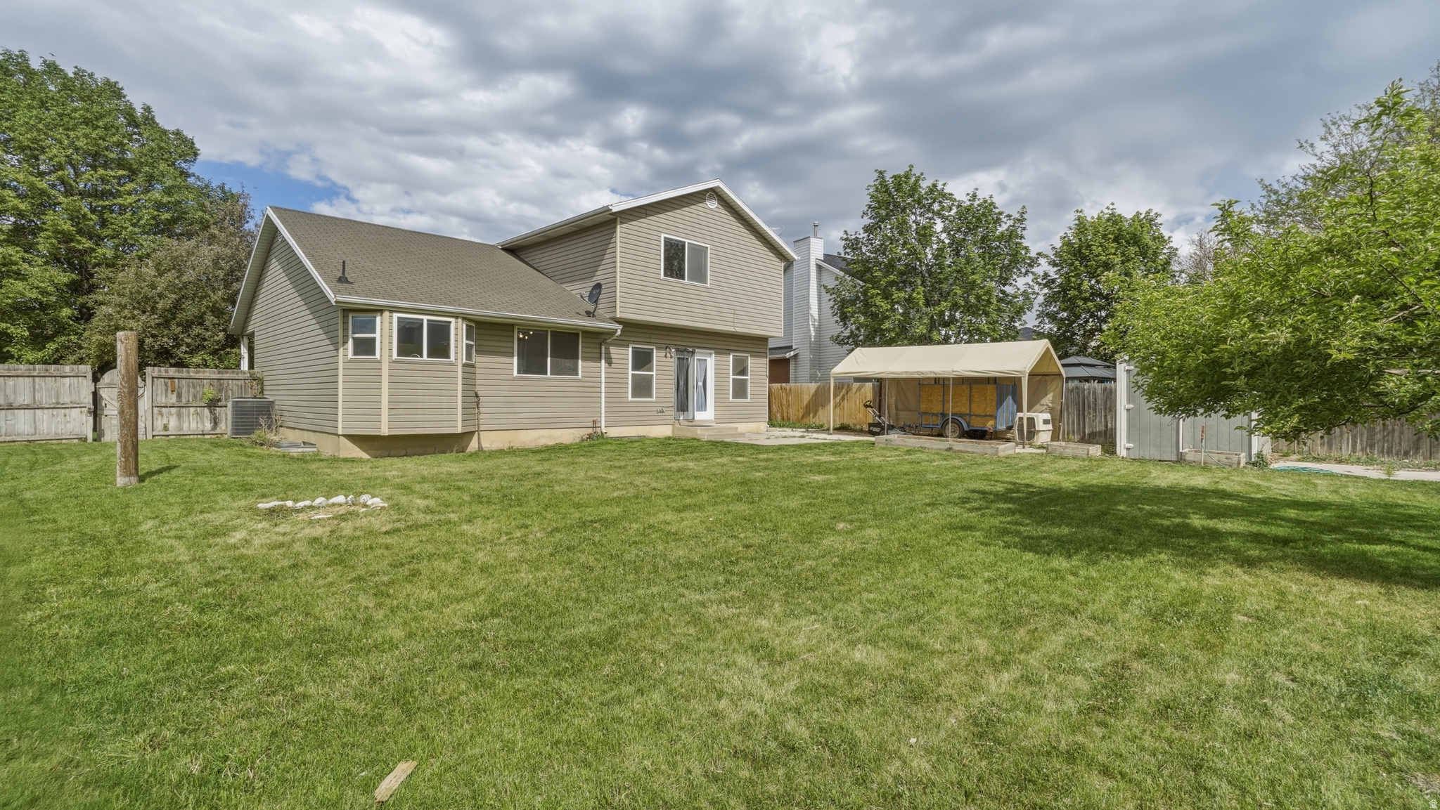 SUMMER CREST - Residential