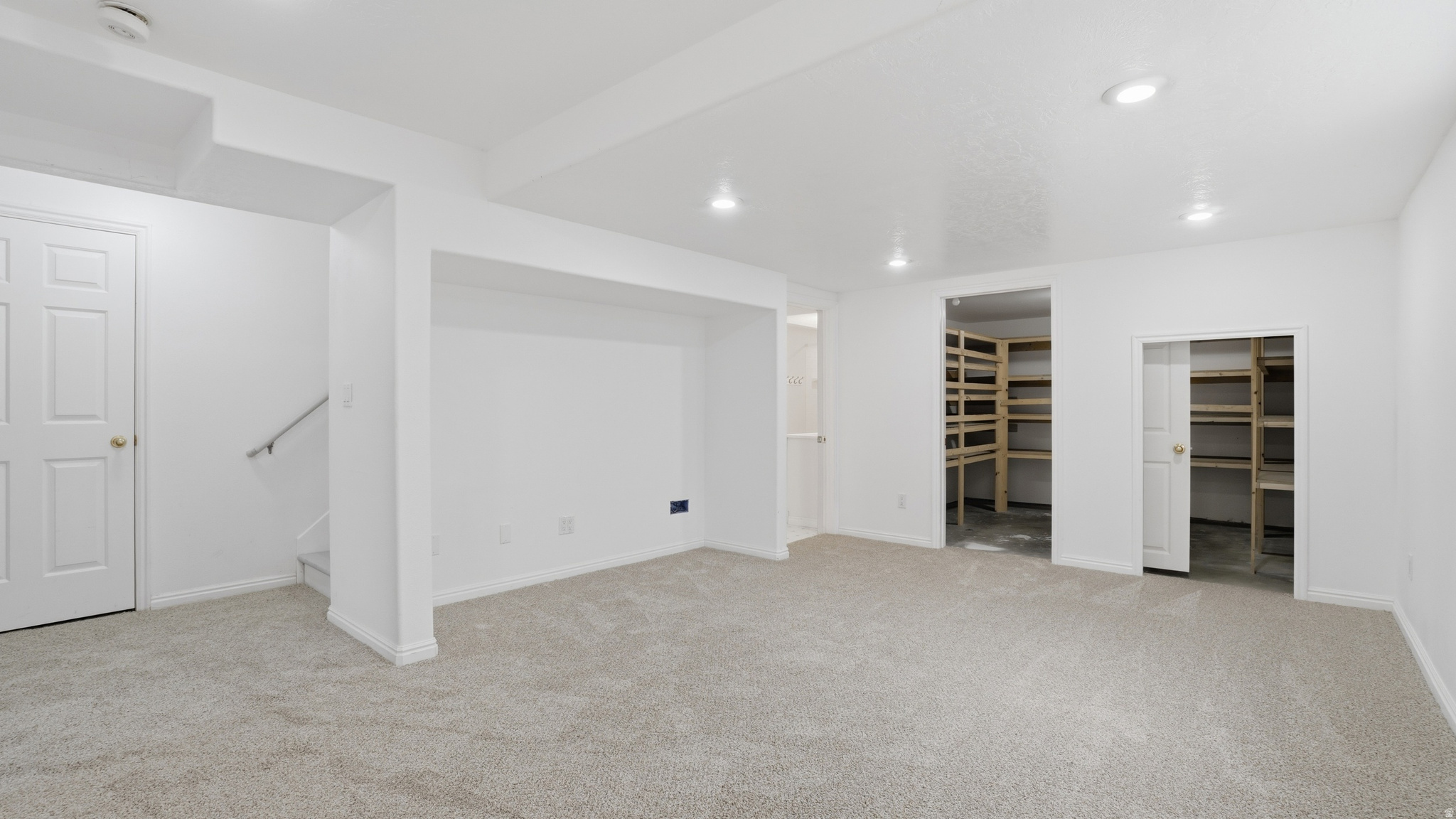 SUMMER CREST - Residential