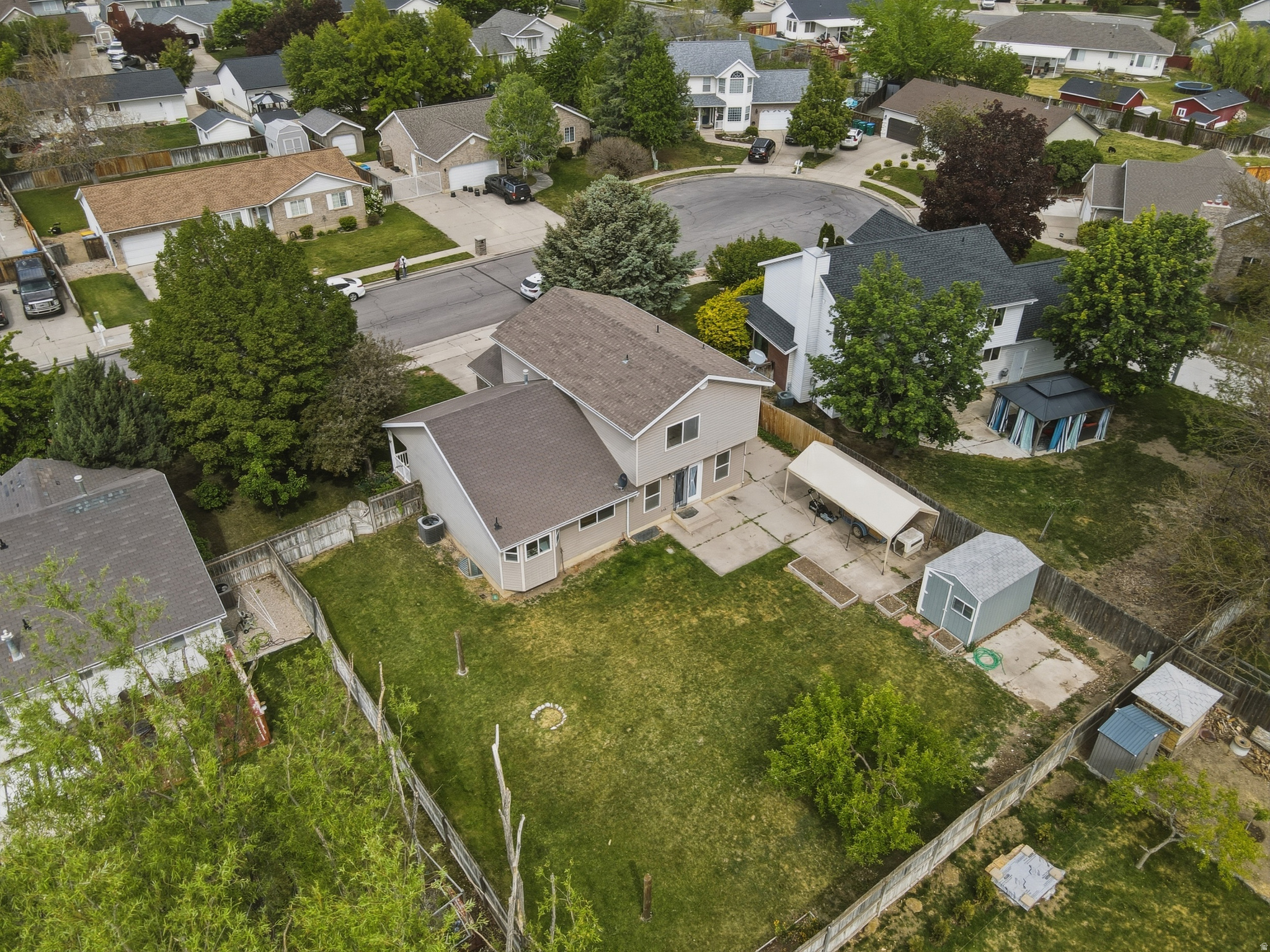 SUMMER CREST - Residential
