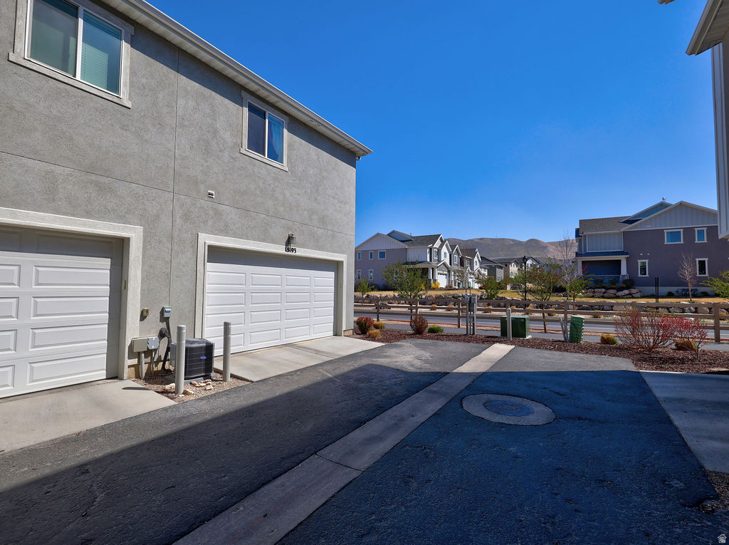 DAY RANCH TOWNS - Residential