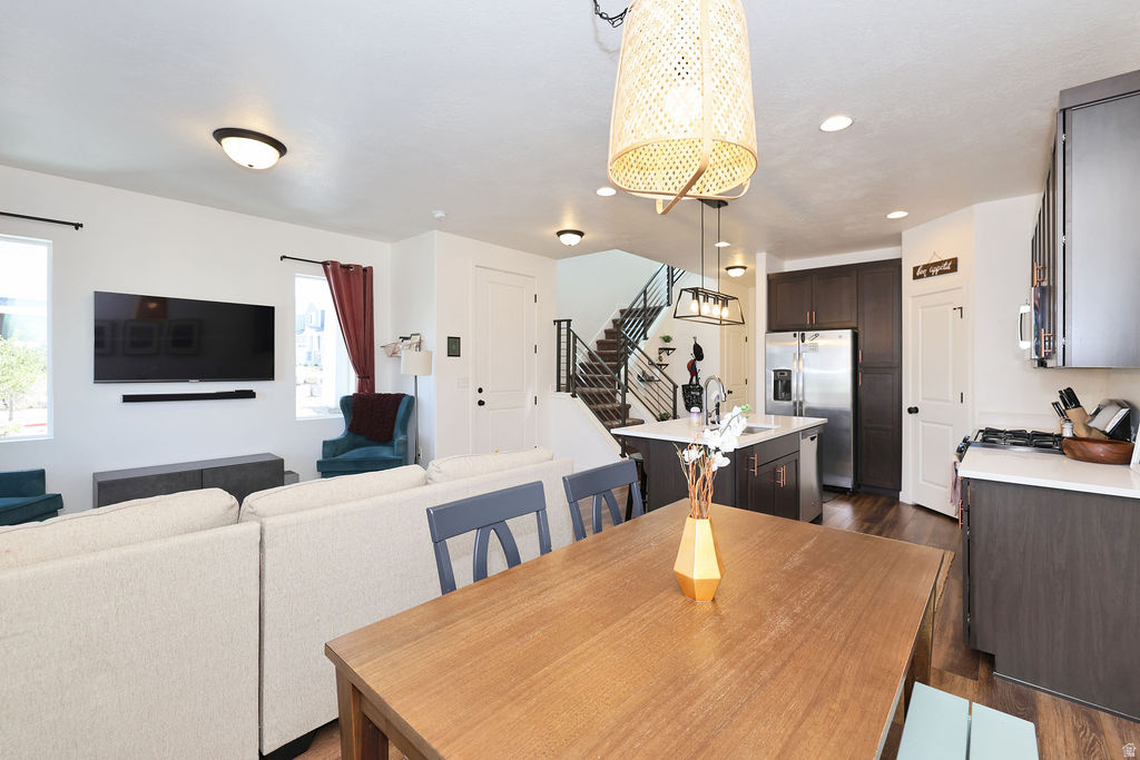 DAY RANCH TOWNS - Residential