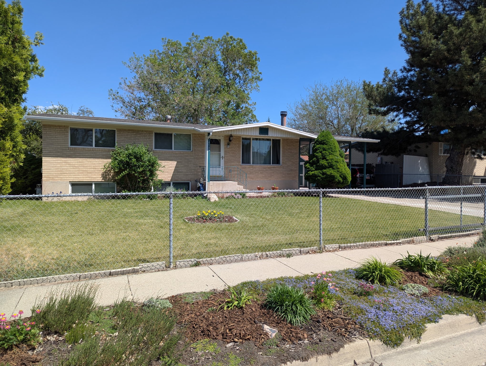MEADOWBROOK FARMS - Residential
