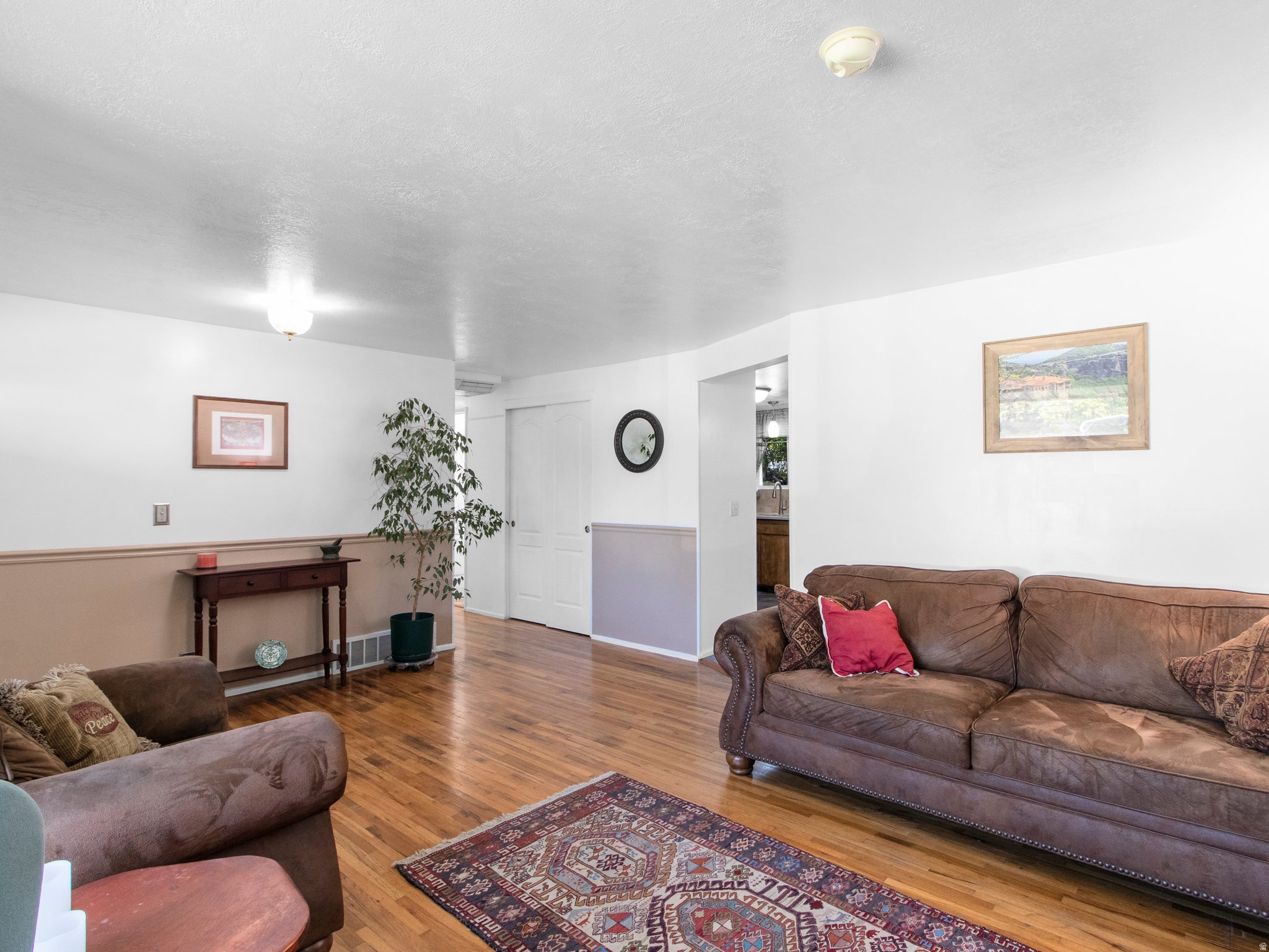 MEADOWBROOK FARMS - Residential