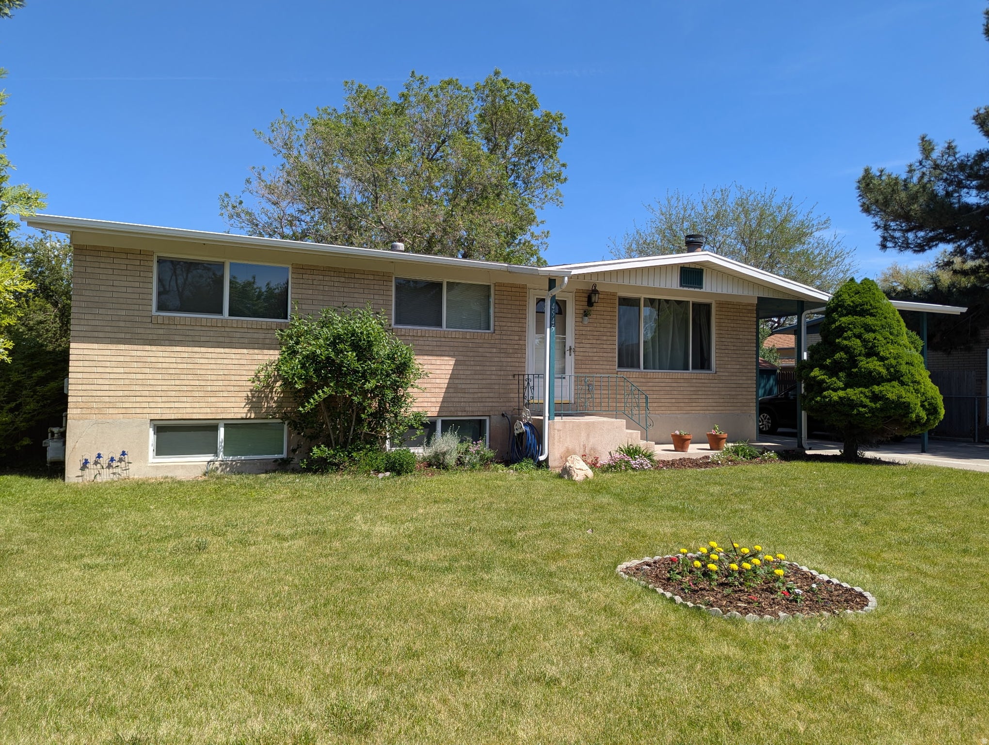 MEADOWBROOK FARMS - Residential
