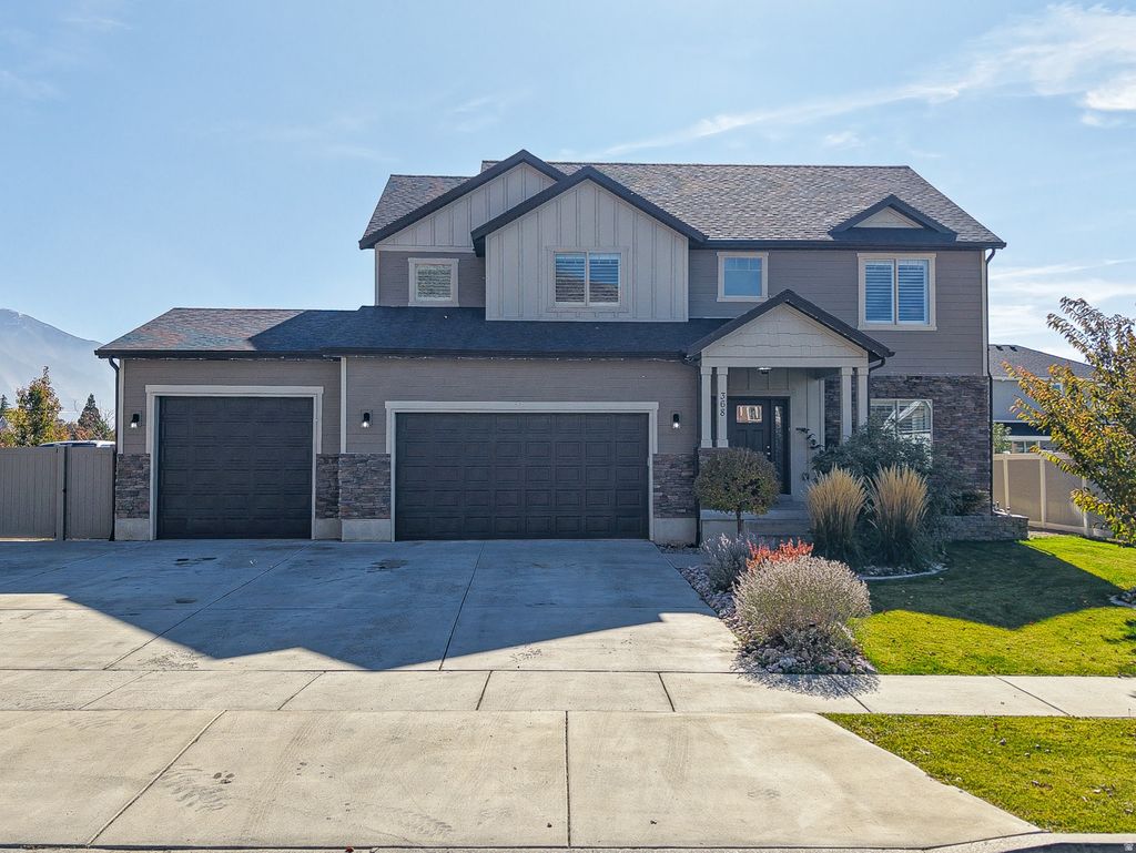 Photo of 368 E 700 N, Springville, UT 84663 (MLS # 2150904)