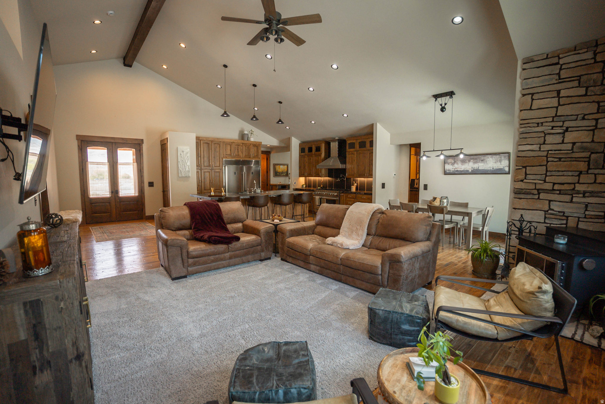 COTTONWOOD CANYON - Residential