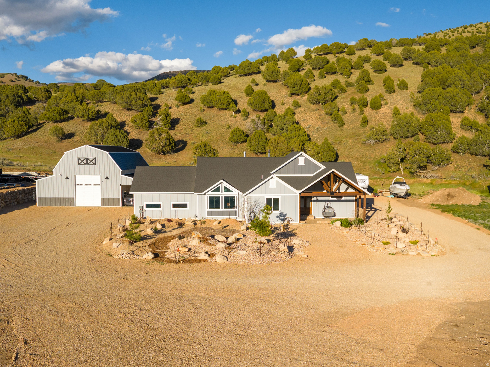 COTTONWOOD CANYON - Residential