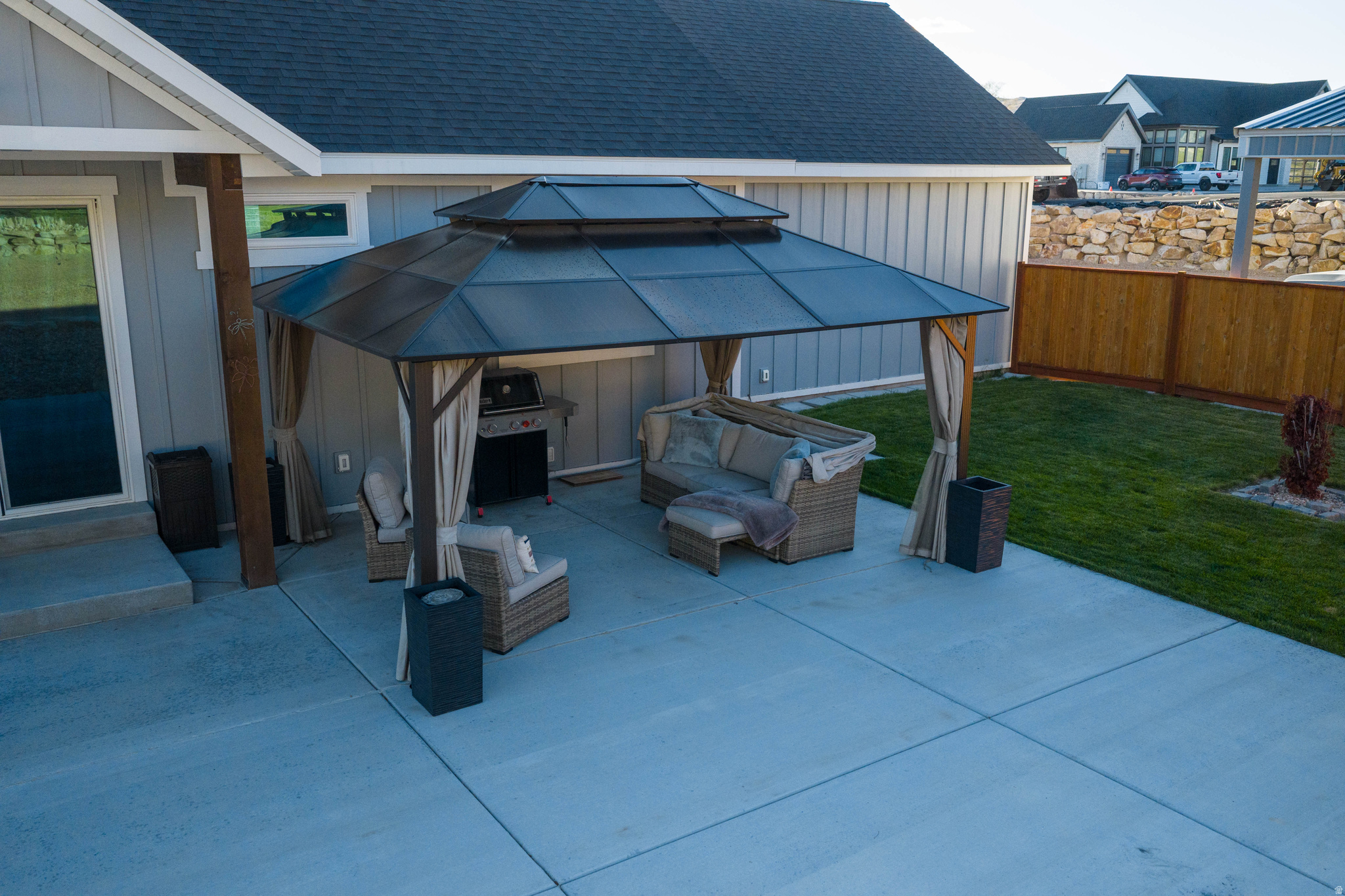 COTTONWOOD CANYON - Residential