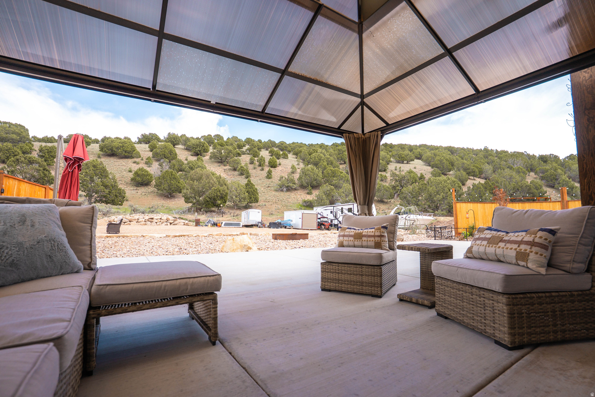 COTTONWOOD CANYON - Residential