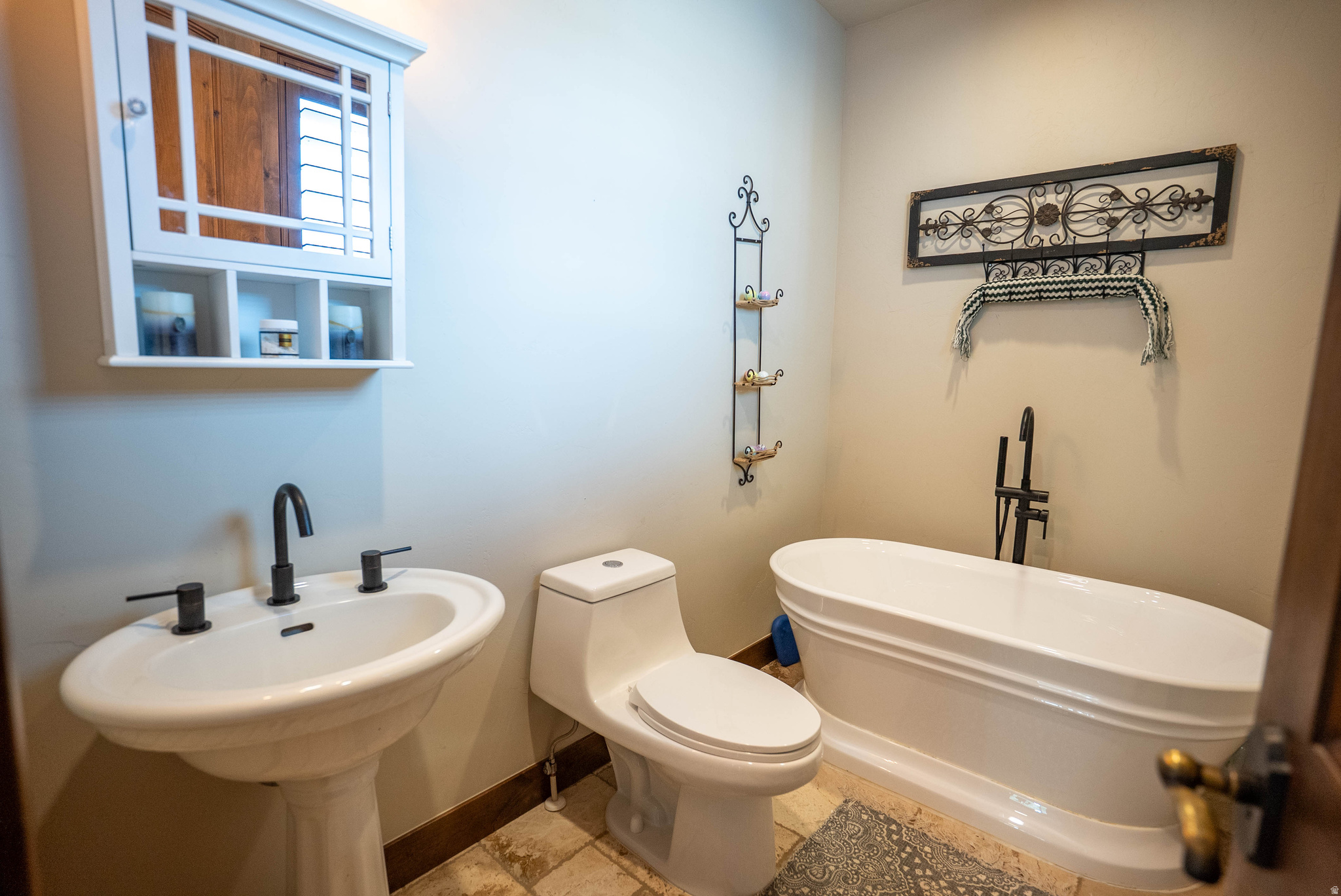 COTTONWOOD CANYON - Residential