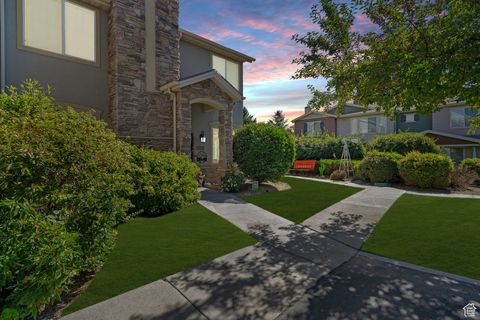 Photo of 1559 W 50 N, Pleasant Grove, UT 84062 (MLS # 2115020)