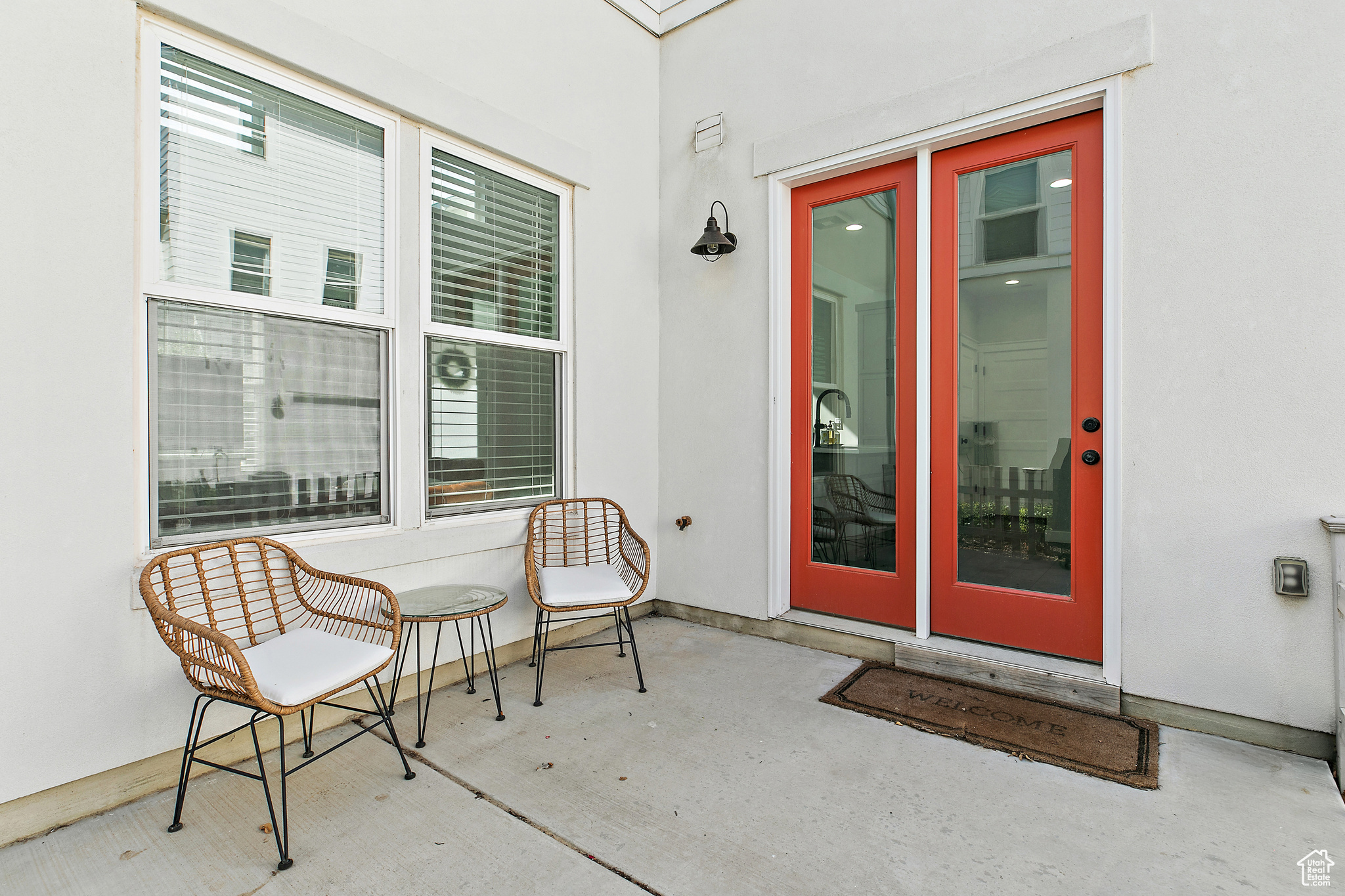 CREEKSIDE - Residential