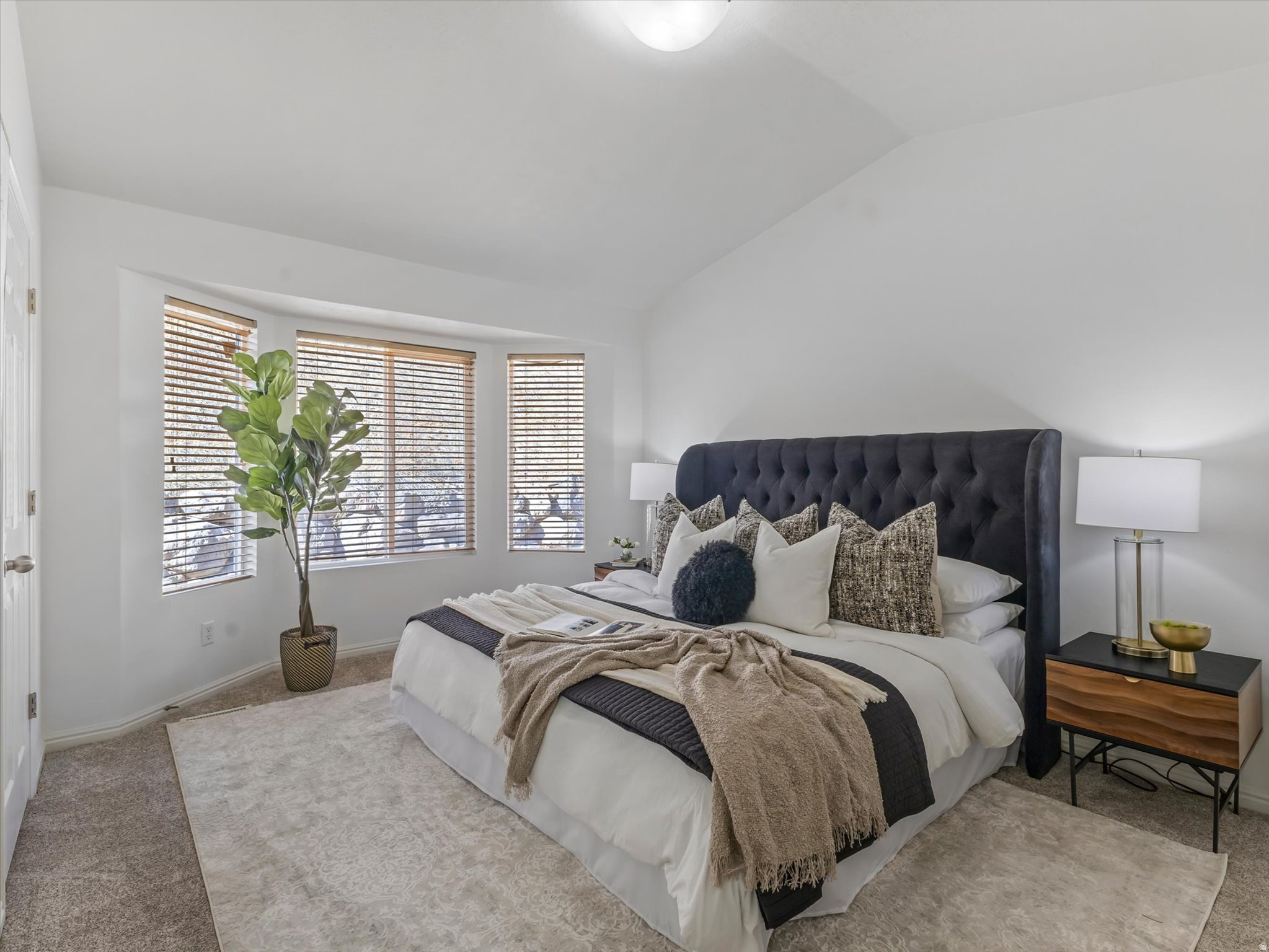 EAGLE CREST - Residential