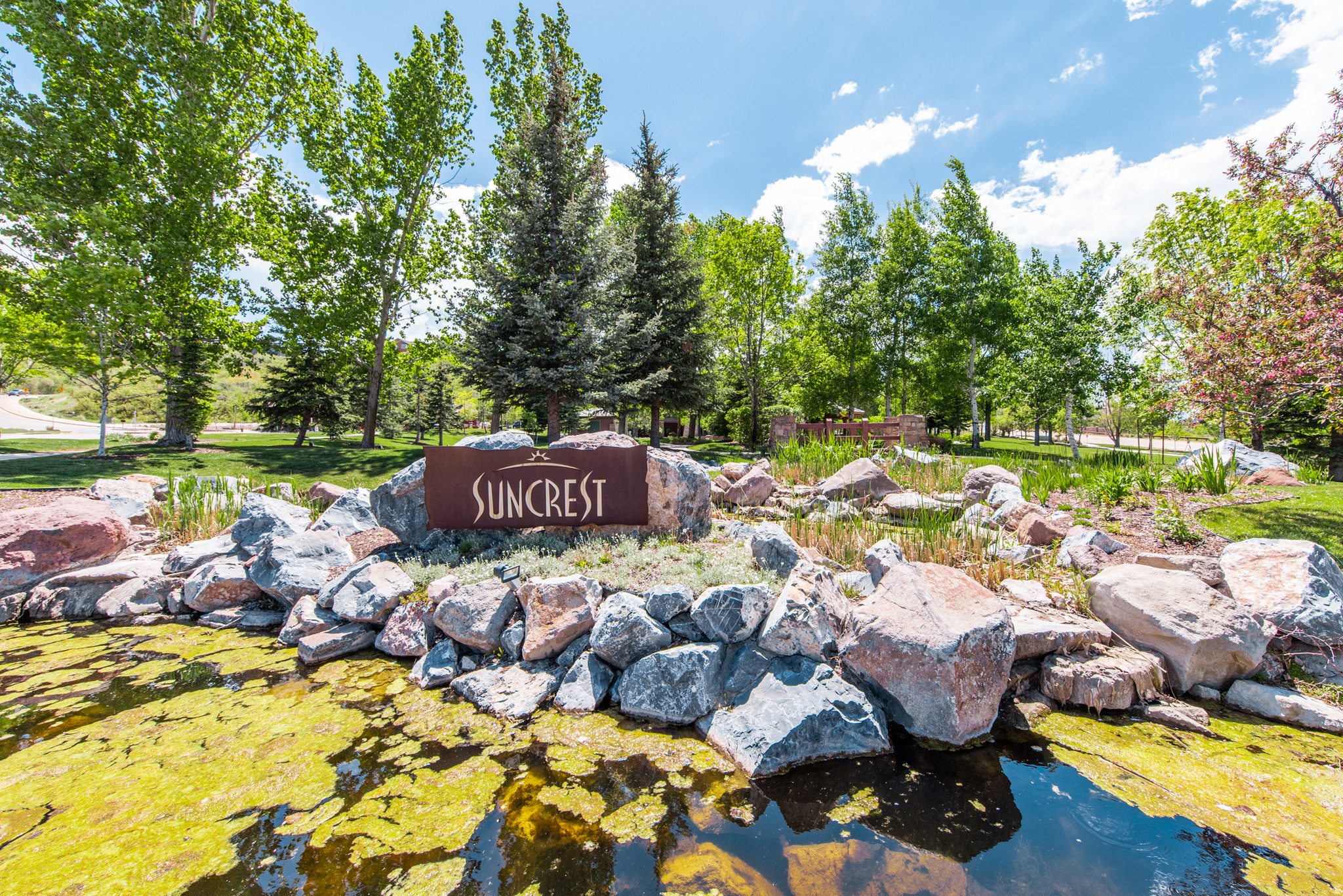 EAGLE CREST - Residential