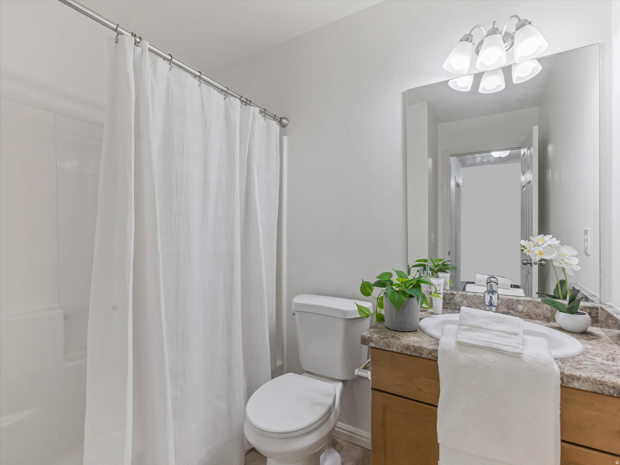 EAGLE CREST - Residential