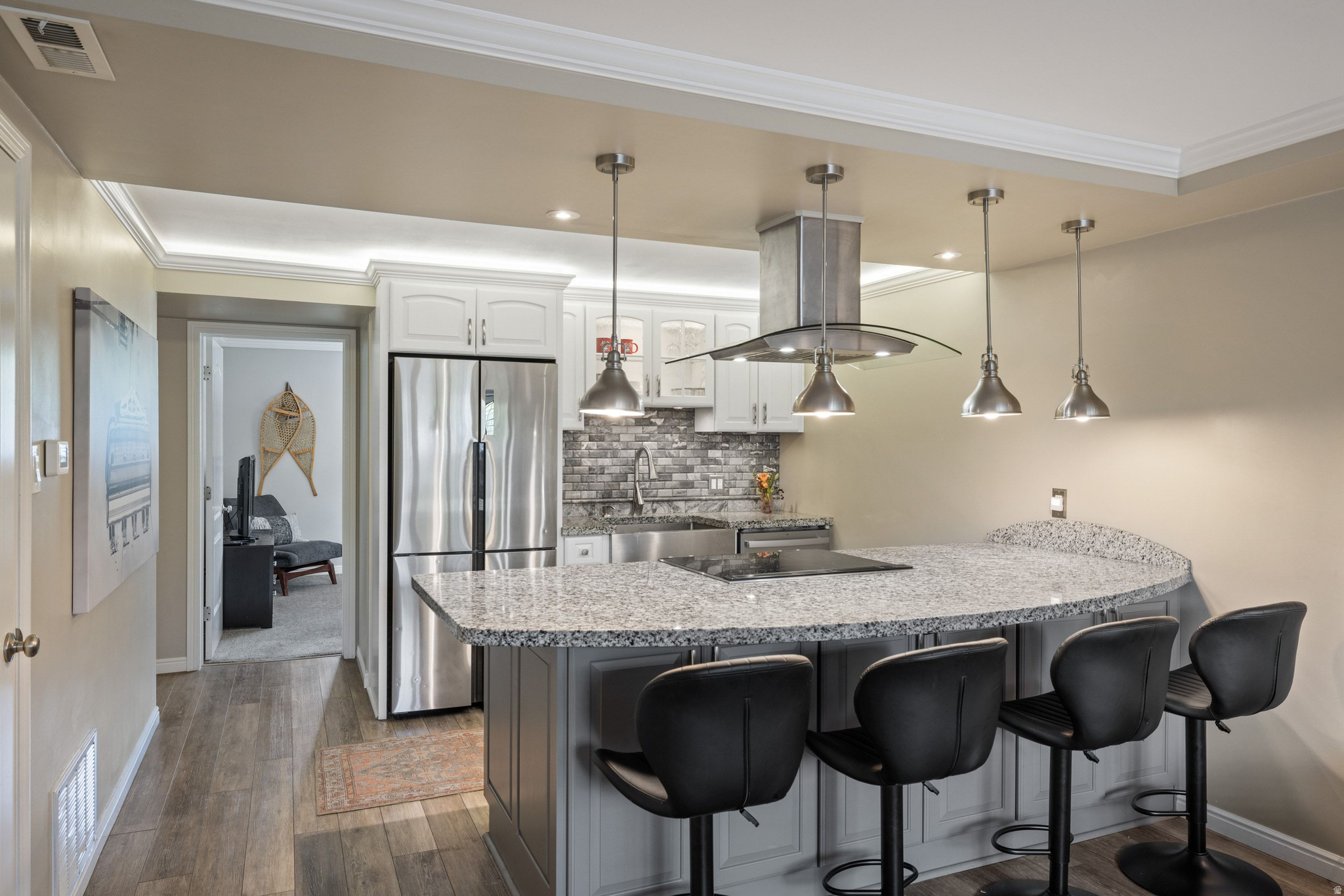 SNOW COUNTRY CONDOMINIUM - Residential