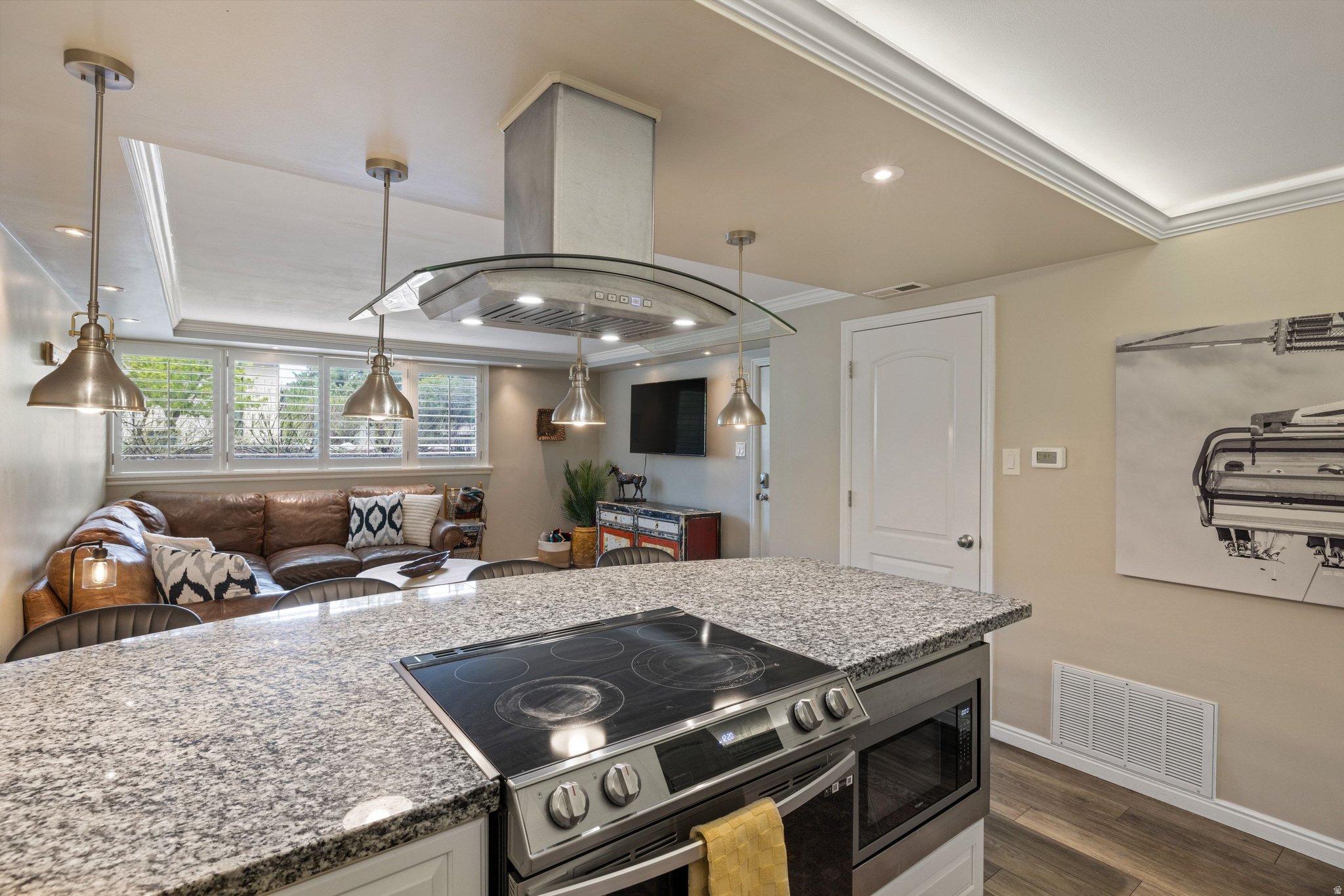 SNOW COUNTRY CONDOMINIUM - Residential