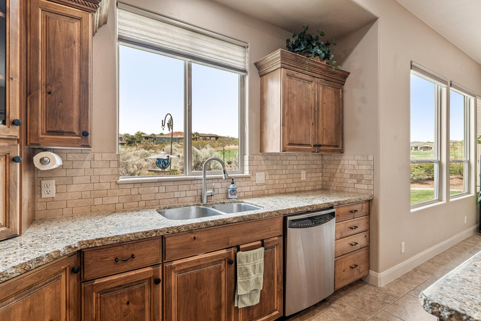 LINKS AT GREEN SPRINGS - Residential