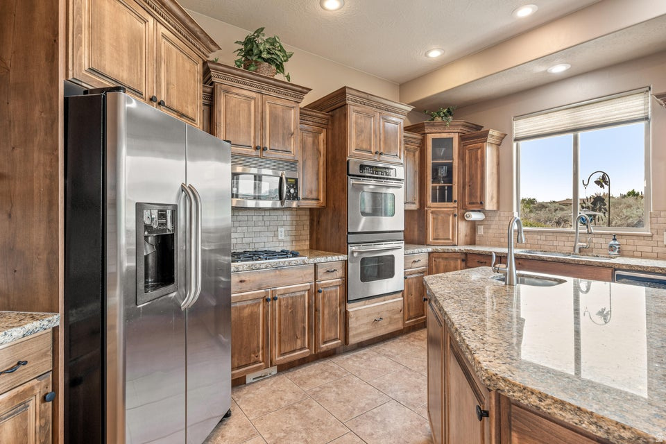 LINKS AT GREEN SPRINGS - Residential