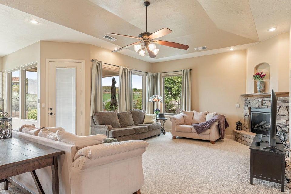 LINKS AT GREEN SPRINGS - Residential