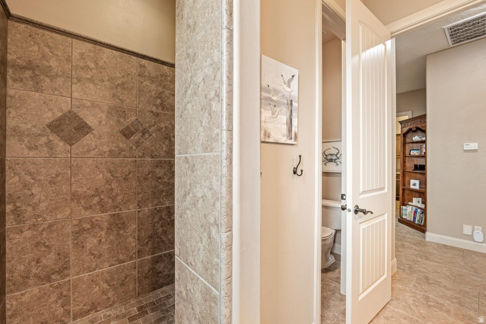 LINKS AT GREEN SPRINGS - Residential