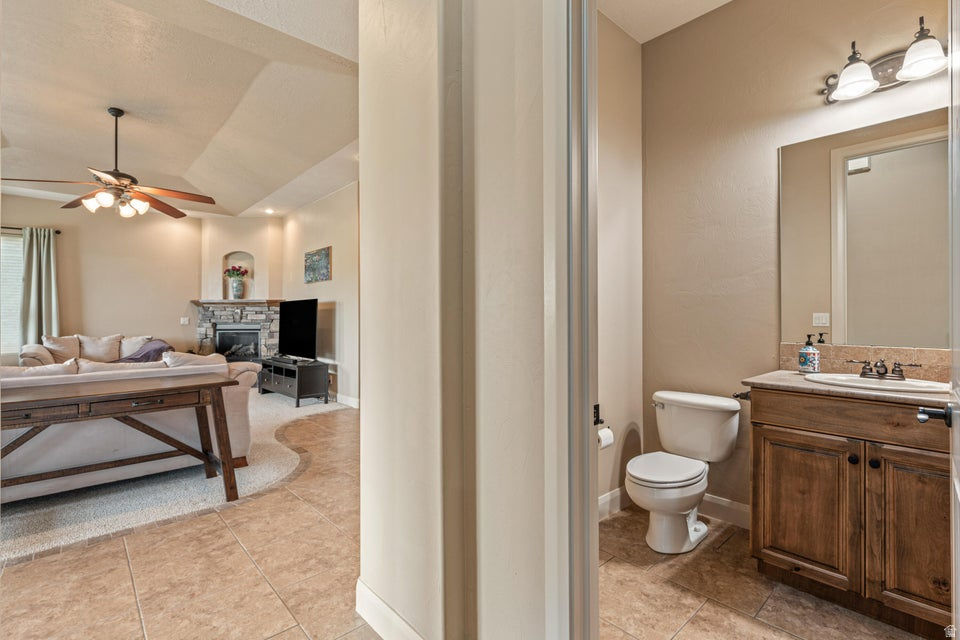 LINKS AT GREEN SPRINGS - Residential