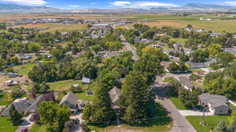 Tiny photo for 291 N MAIN ST, Hyde Park, UT 84318 (MLS # 2125955)