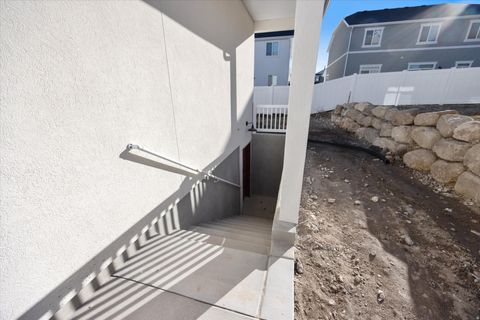 Tiny photo for 3350 E BAYWATER, Eagle Mountain, UT 84005 (MLS # 2129337)