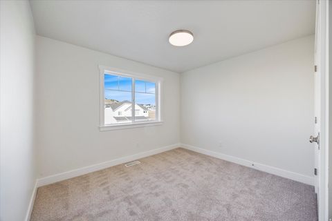 Tiny photo for 3350 E BAYWATER, Eagle Mountain, UT 84005 (MLS # 2129337)