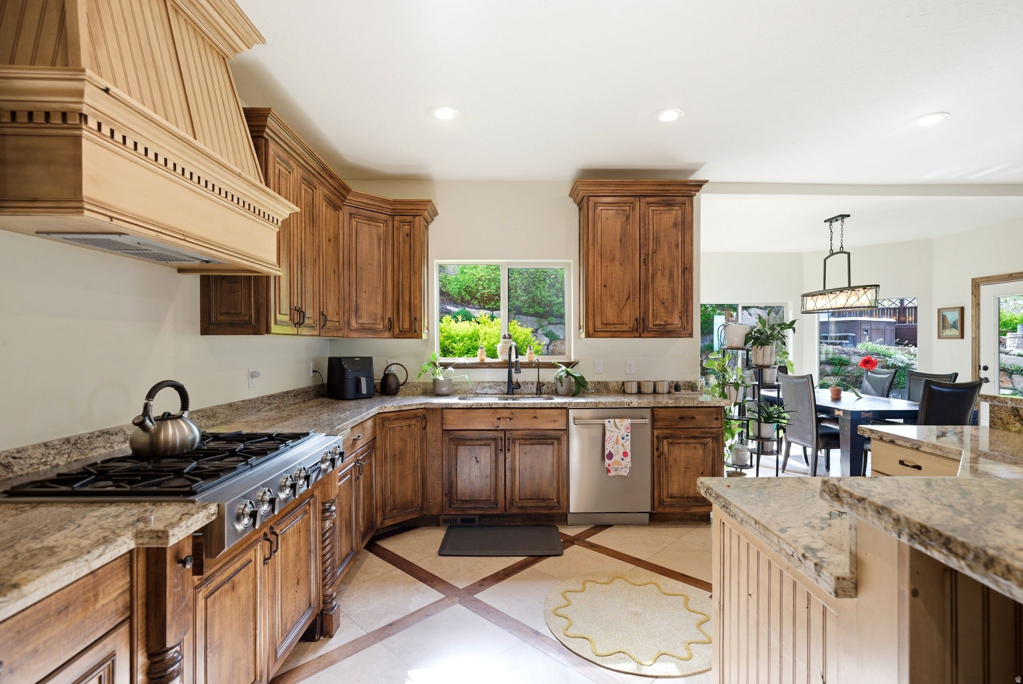 DORCHESTER POINTE PLAT B PUD - Residential