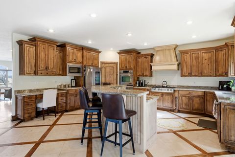 Tiny photo for 1130 N TWICKENHAM DR, Salt Lake City, UT 84103 (MLS # 2151561)