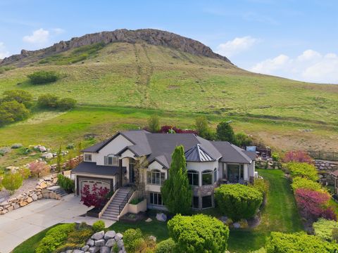Tiny photo for 1130 N TWICKENHAM DR, Salt Lake City, UT 84103 (MLS # 2151561)