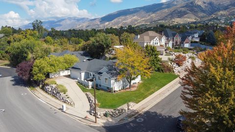 Tiny photo for 1306 N THORNFIELD RD E, Kaysville, UT 84037 (MLS # 2116180)