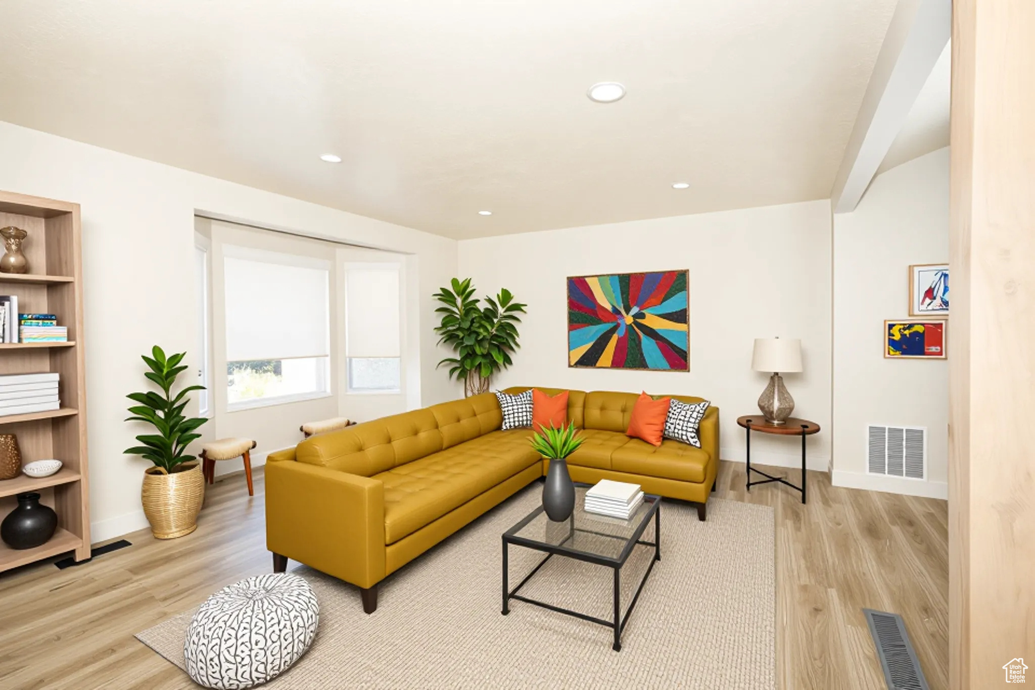 THORN-FIELD - Residential