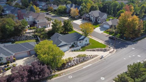 Tiny photo for 1306 N THORNFIELD RD E, Kaysville, UT 84037 (MLS # 2116180)