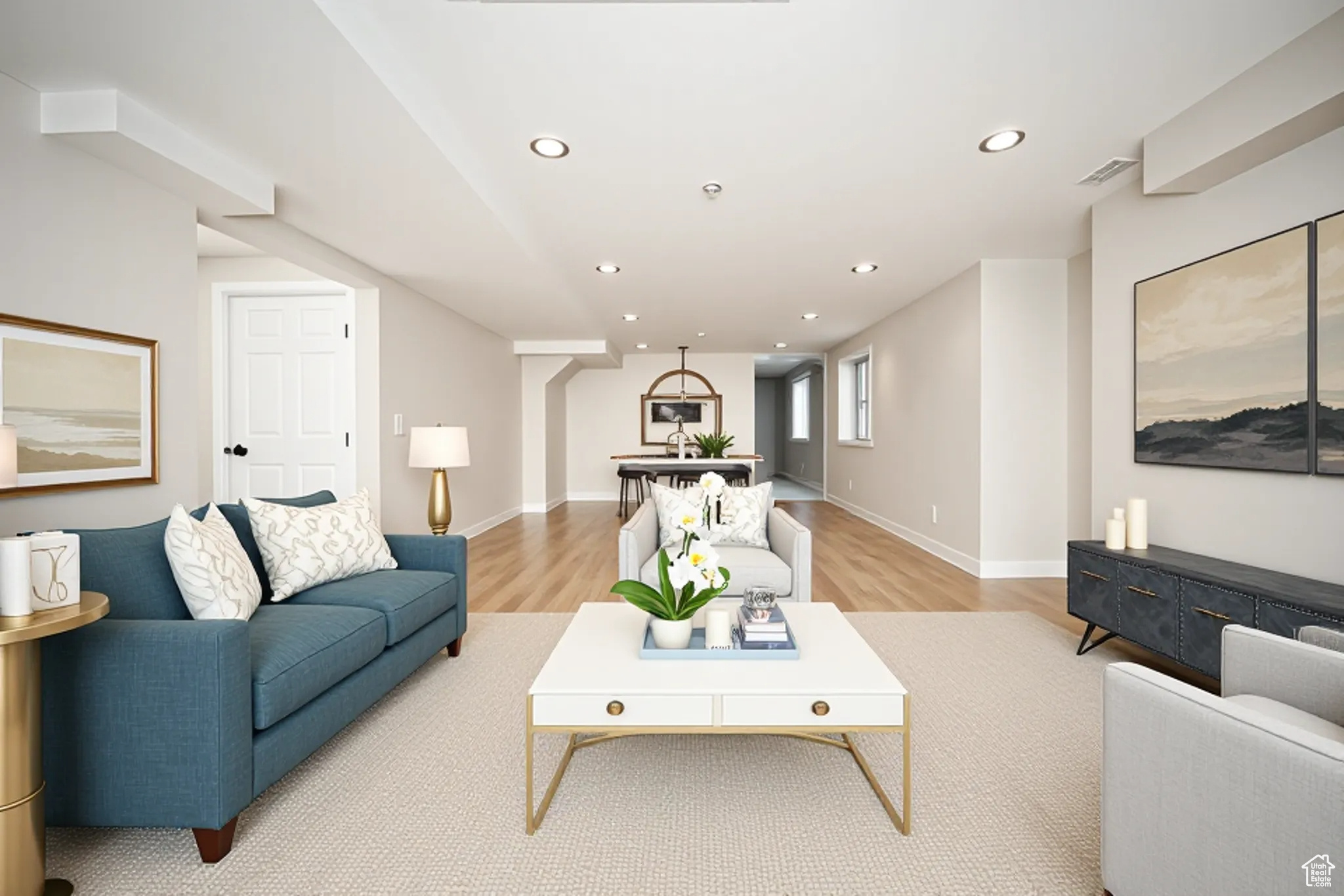 THORN-FIELD - Residential