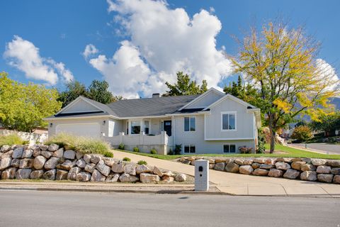 Tiny photo for 1306 N THORNFIELD RD E, Kaysville, UT 84037 (MLS # 2116180)