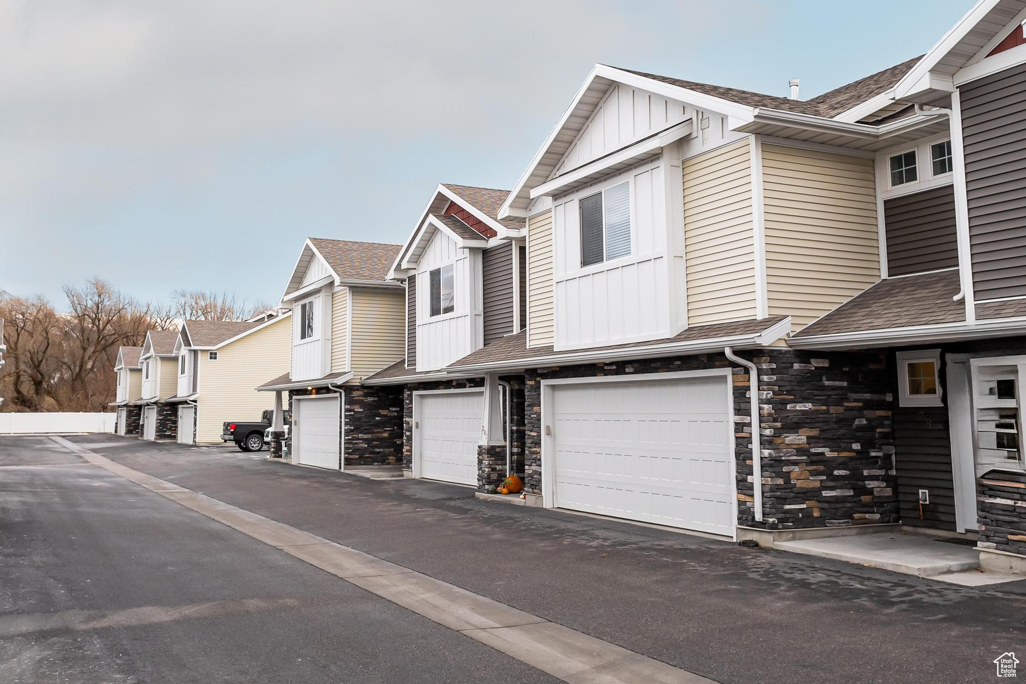 279 W 20, Hyrum, Utah image 16