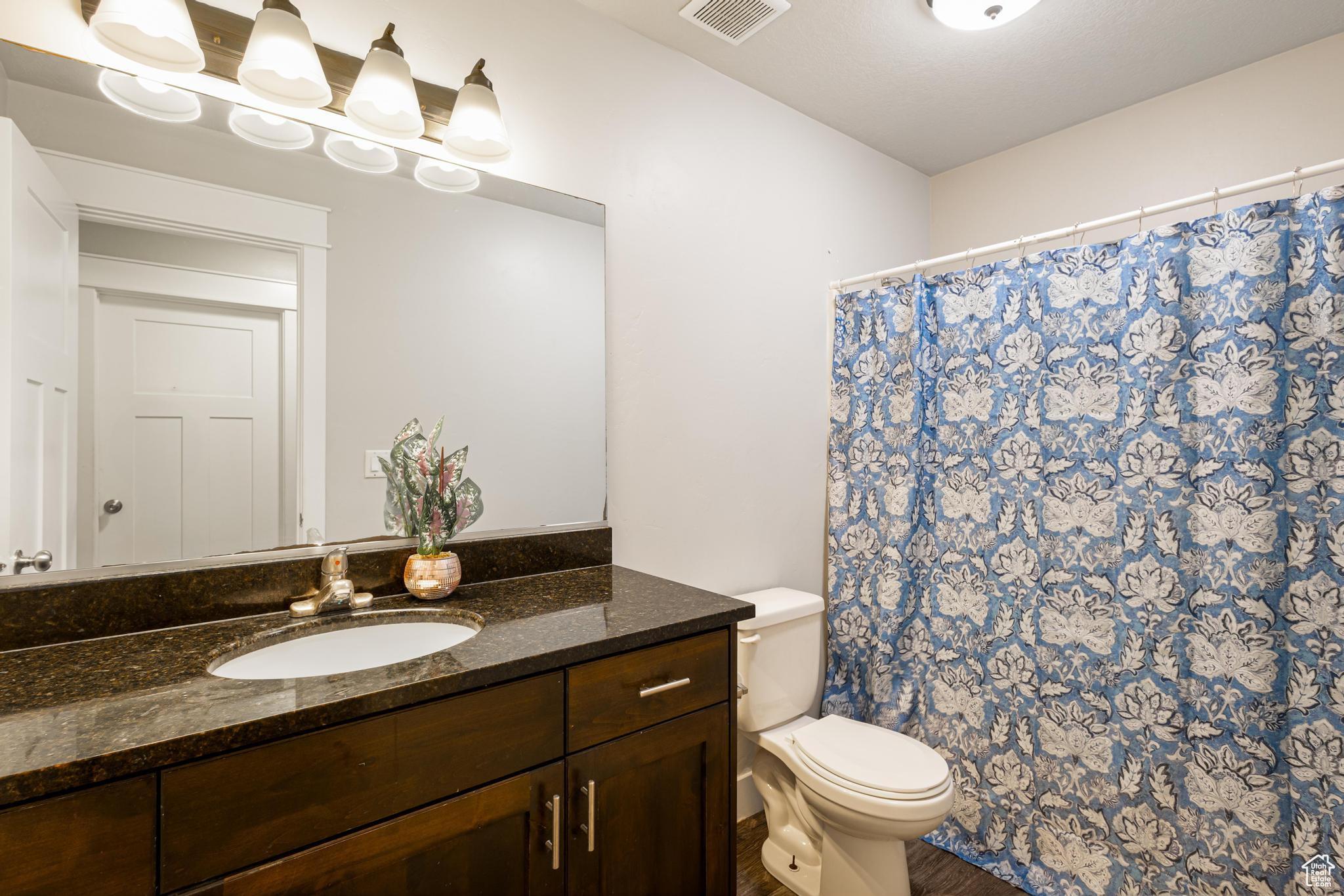 279 W 20, Hyrum, Utah image 14